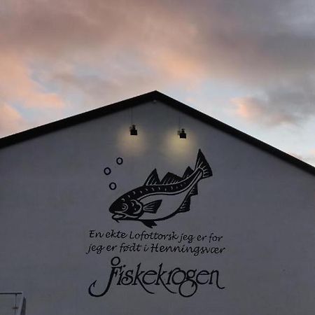Fiskekrogen Rorbuer Henningsvær Buitenkant foto